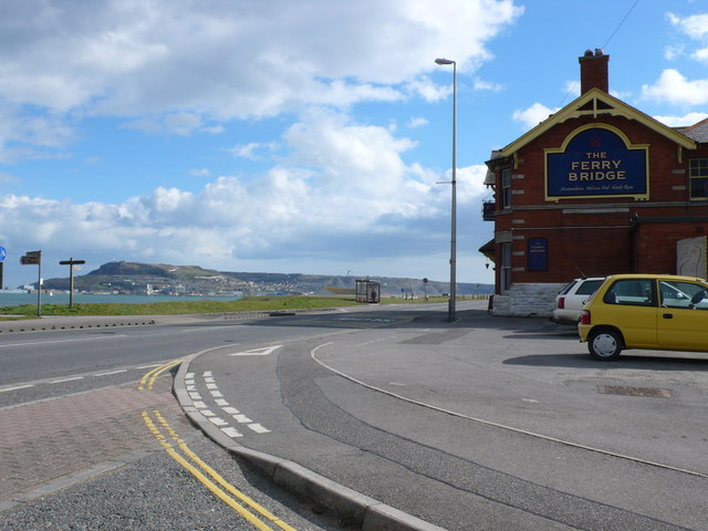 Ferrybridge Inn Wyke Regis © Nigel Mykura Cc By Sa20 Geograph