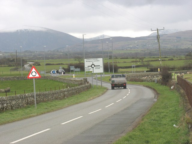 Approaching the junction with the B4366