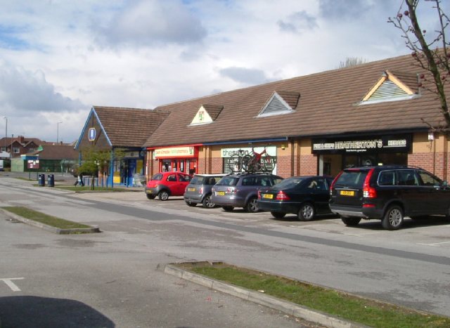 Shops at Heatherton Village © Ray Folwell cc-by-sa/2.0 :: Geograph ...