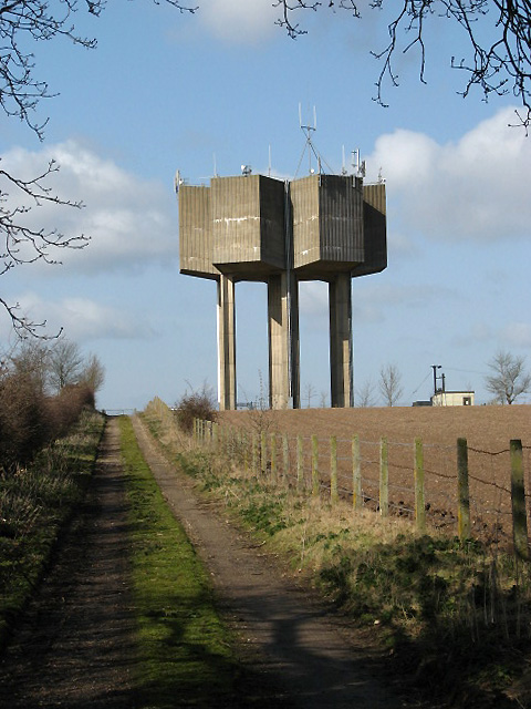 Access Track © Evelyn Simak Cc By Sa20 Geograph Britain And Ireland