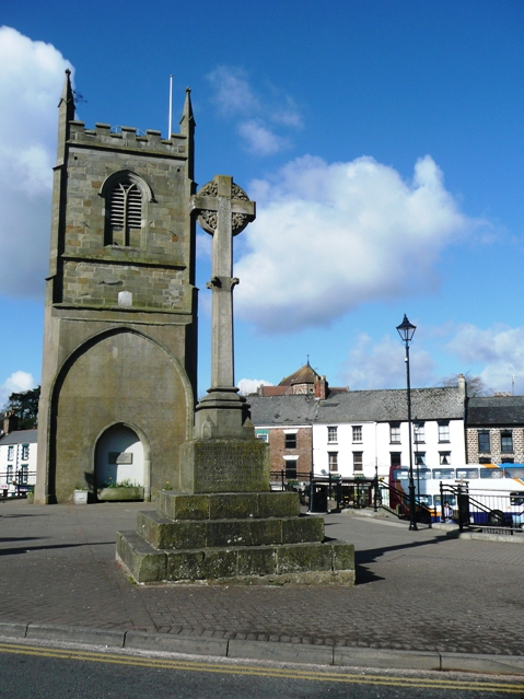 Coleford clock tower © Graham Horn cc-by-sa/2.0 :: Geograph Britain and ...