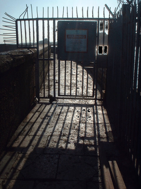 North Pier gate (Middleton Pier)