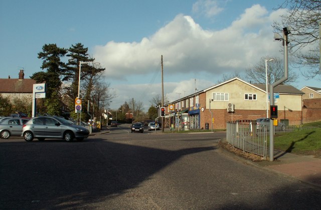 Crossroads on the A129 © Robert Edwards cc-by-sa/2.0 :: Geograph ...