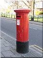 Edward VIII postbox, Nunhead Green, SE15