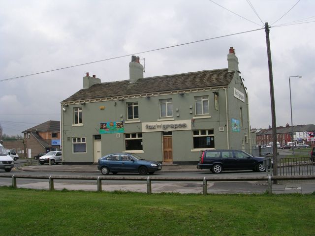 Fox 'n' Grapes - Stanley Road © Betty Longbottom :: Geograph Britain ...