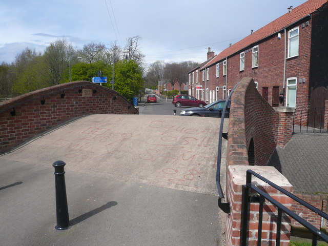Chesterfield Canal Bridge - View of Tranker Lane
