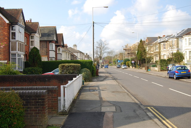 Upper Grosvenor Road, Tunbridge Wells © N Chadwick :: Geograph Britain