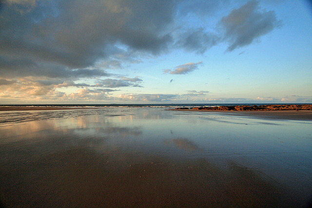 Tyninghame Beach © Lisa Jarvis :: Geograph Britain and Ireland