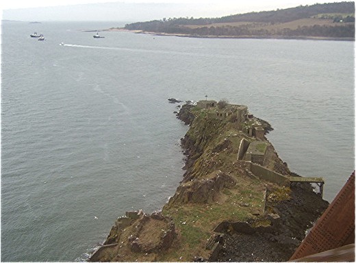 Inchgarvie and its forts