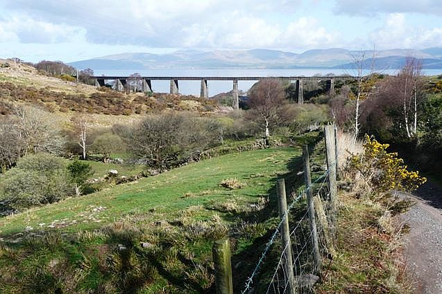 Gleensk Viaduct and Dingle Bay © Graham Horn :: Geograph Ireland