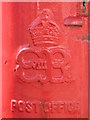 Edward VIII postbox, Crantock Road - royal cipher