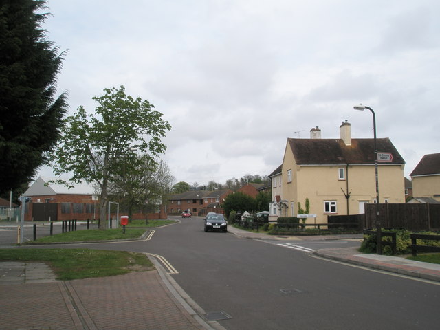 Junction of Peronne Road and Peronne Close