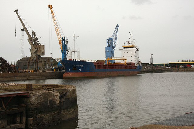 Bentinck Dock, King's Lynn © Bob Jones cc-by-sa/2.0 :: Geograph Britain ...