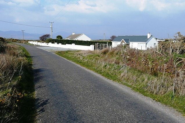 The lane to your holiday home © Graham Horn cc-by-sa/2.0 :: Geograph ...