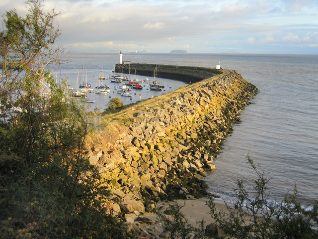 Barry Docks Entrance outer harbour wall