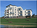 ST1066 : Pebble Beach  Apartments, the Knap Barry by Graham Davies