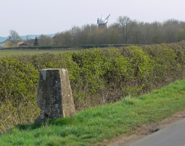 Triangulation pillar and windmill