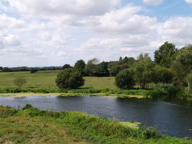 Stour Valley Way, River Stour © Adrian King cc-by-sa/2.0 :: Geograph ...