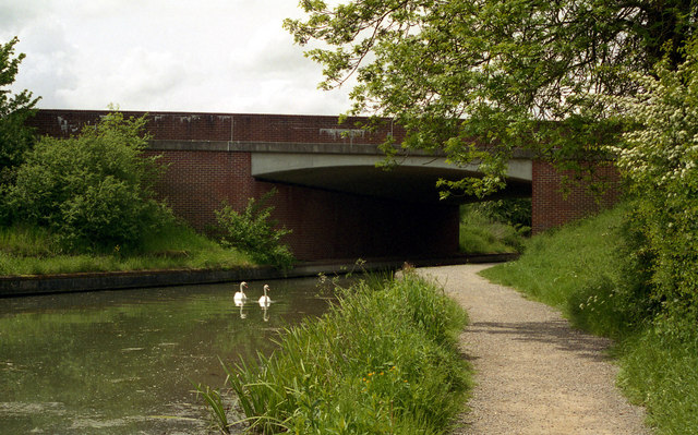 Odiham Bypass bridge, Basingstoke Canal