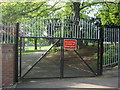 TL8741 : Bellvue Park entrance gate by Oxyman