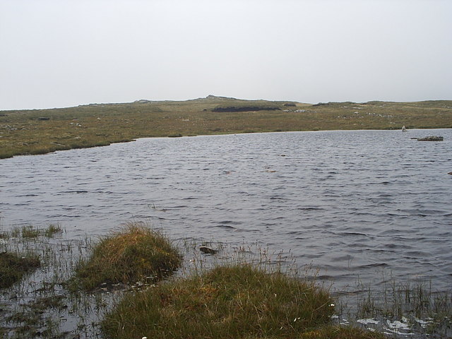 Unnamed lochan with unnamed summit SE of Meall Dubh behind