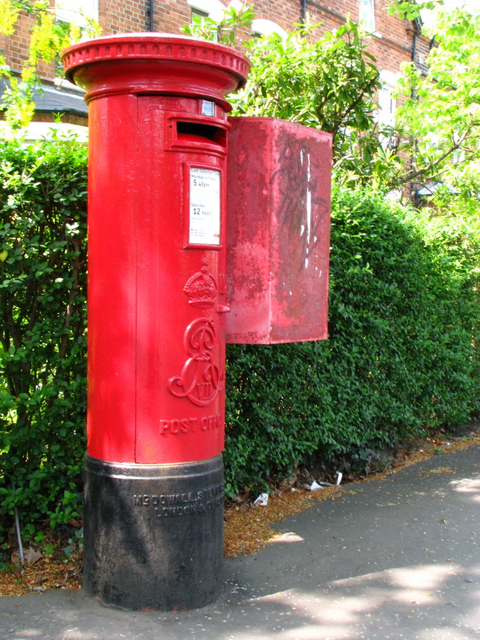 Postbox, Ravenhill Road, Belfast