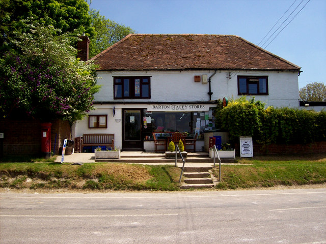 Barton Stacey - Village Stores And Post… © Chris Talbot cc-by-sa/2.0