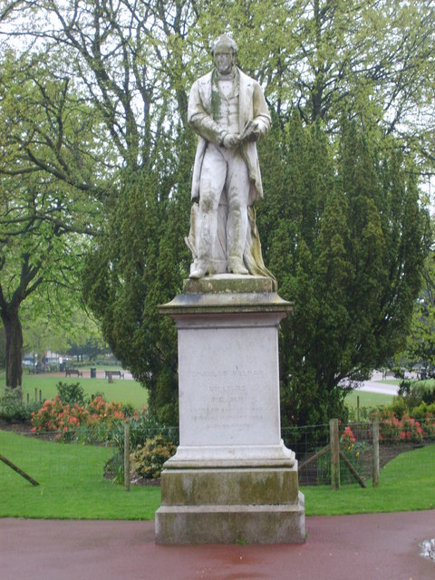 the gallant pelham statue