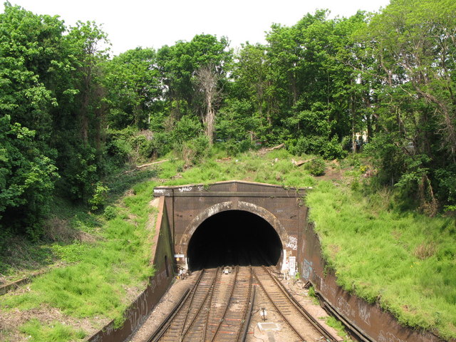 Crystal Palace Tunnel © Mike Quinn cc-by-sa/2.0 :: Geograph Britain and ...