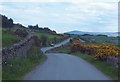 Ffordd fynydd igam-ogam / A meandering mountain road