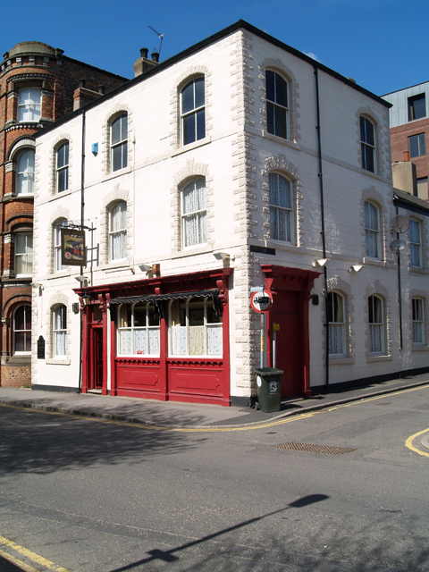 The Bridge Public House Bridge Street © Mike Guess cc-by-sa/2.0 ...