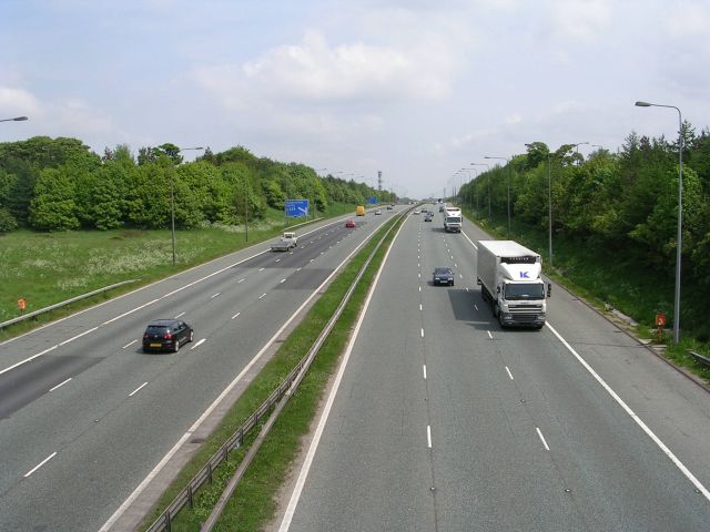 M62 Motorway - New Hey Road © Betty Longbottom cc-by-sa/2.0 :: Geograph ...