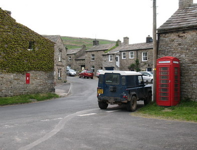 SD8998 : The B6270 in Thwaite by Gordon Hatton