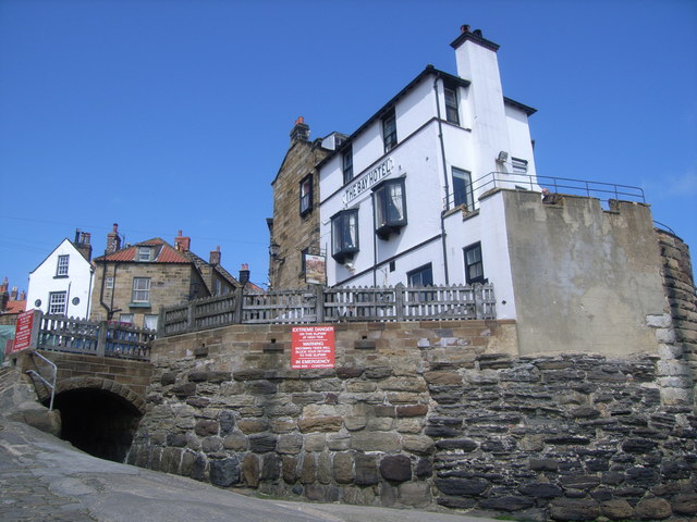 The Bay Hotel, The Dock, Robin Hood's... © Nicholas Mutton cc-by-sa/2.0 ...