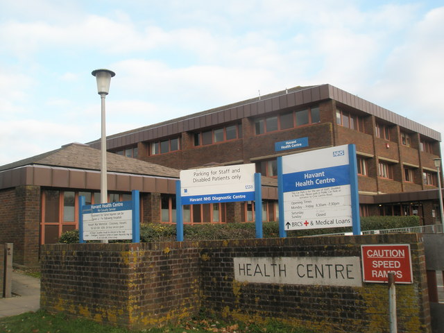 Recently depleted Havant Health Centre © Basher Eyre cc-by-sa/2.0 ...