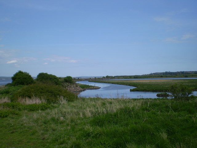 Sea defences at Kinneil lagoon