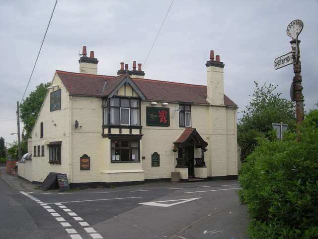 The Lion at Edgmond © Row17 cc-by-sa/2.0 :: Geograph Britain and Ireland