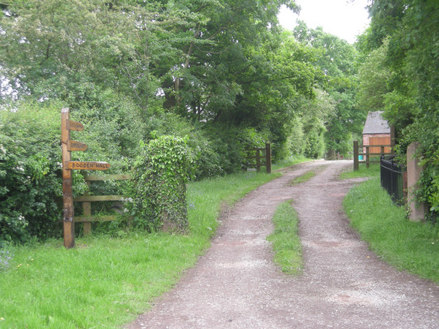 Driveway to Booden Farm