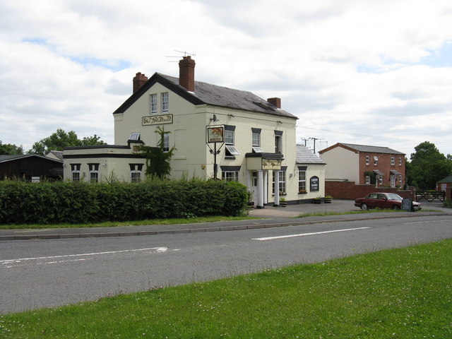 Welland - the Pheasant Inn © Peter Whatley :: Geograph Britain and Ireland