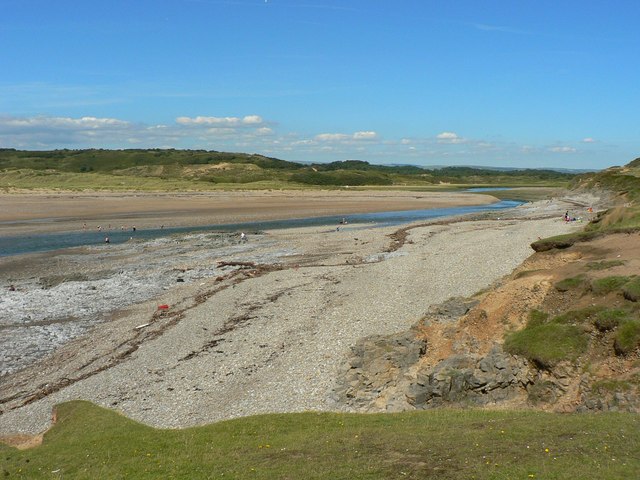 Ogmore estuary in summer © Mick Lobb :: Geograph Britain and Ireland