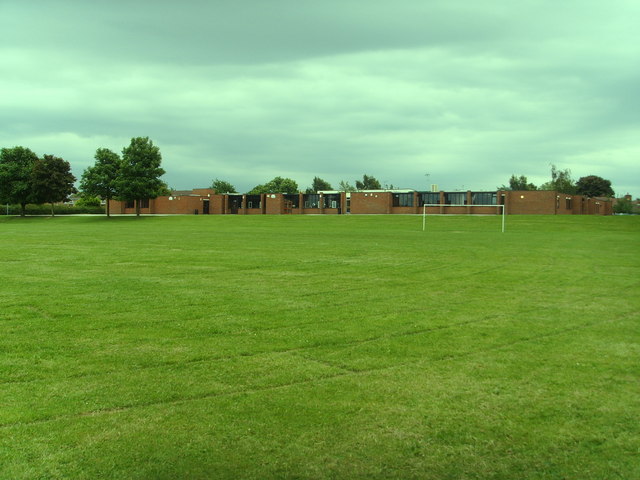 Codsall Middle School © A Holmes Cc-by-sa 2.0 :: Geograph Britain And 