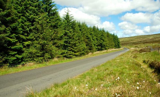 The Glendun Road near Altnahinch (2)