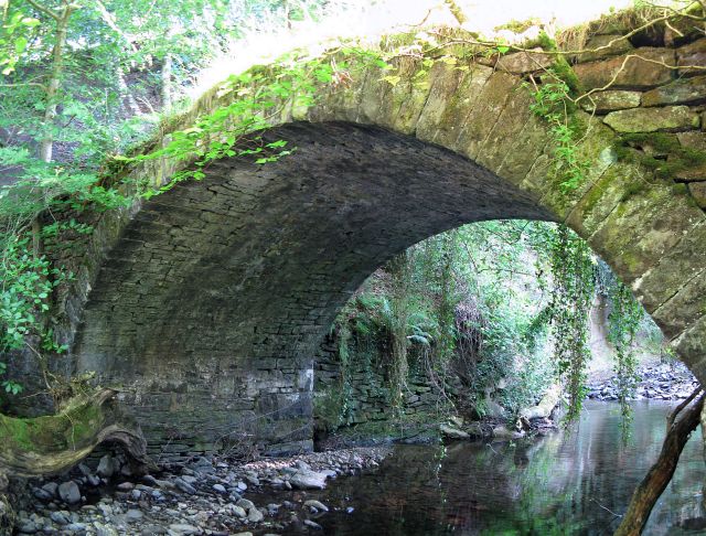 Farm track bridge over Lower Clydach... © Nigel Davies :: Geograph ...