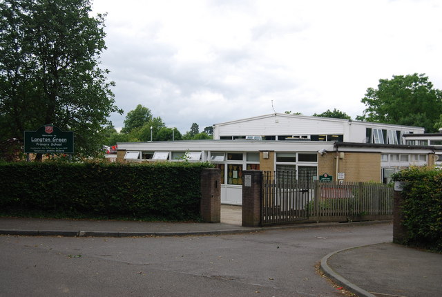 Langton Green Primary School © N Chadwick :: Geograph Britain and Ireland