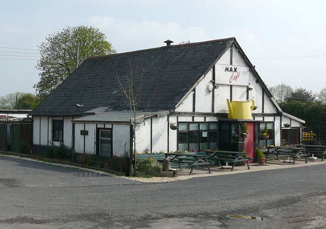 Max Cafe, Padworth