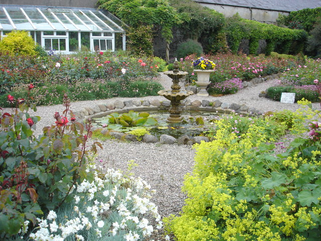 Fountain and glasshouse at Benvarden