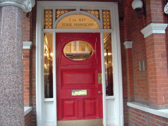 York Mansions II, Earls Court Road, SW5