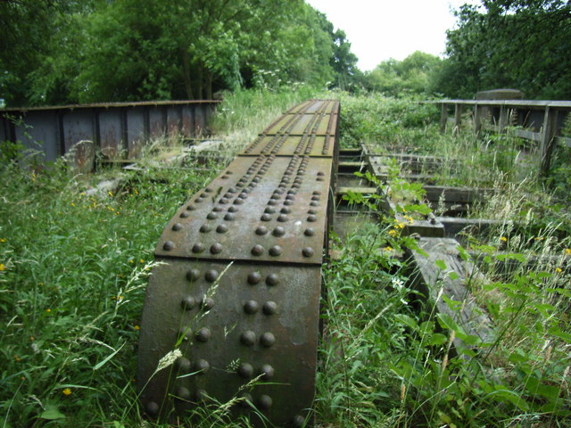 Bridge 34A over the Ashby Canal, from Ambion Wood