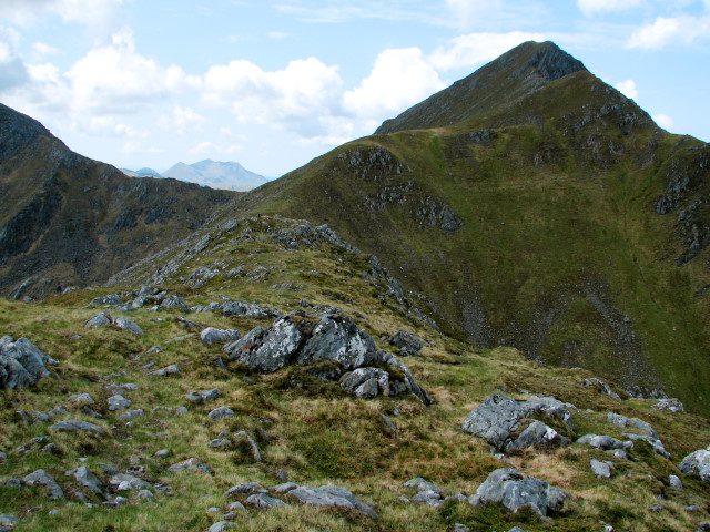 S-bend in east ridge of Sgurr Fhuaran
