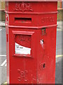 Penfold postbox, Godolphin Road, W12 - royal cipher and crest